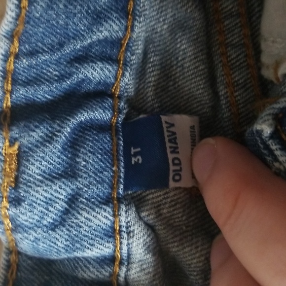 Old Navy Denim Kids Shorts 3T - Picture 2 of 3